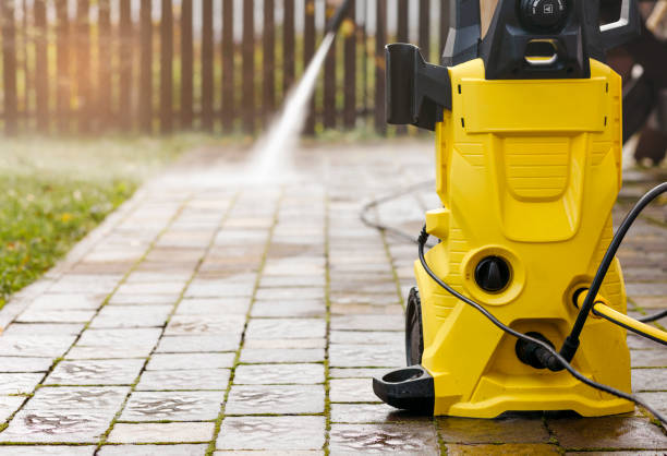 Best Pool Deck Cleaning  in Fair Plain, MI